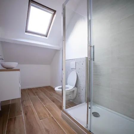 Maison Partagee 5 Emmanuel Rey 3* Valenciennes